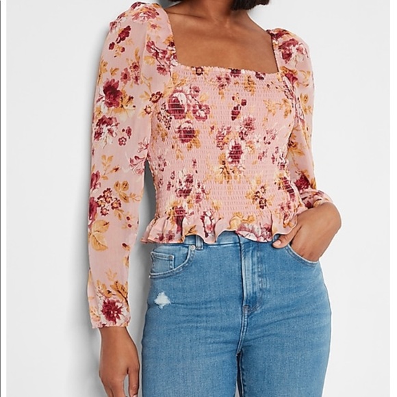 New Floral Square Neck Smocked Body Top - Picture 2 of 6